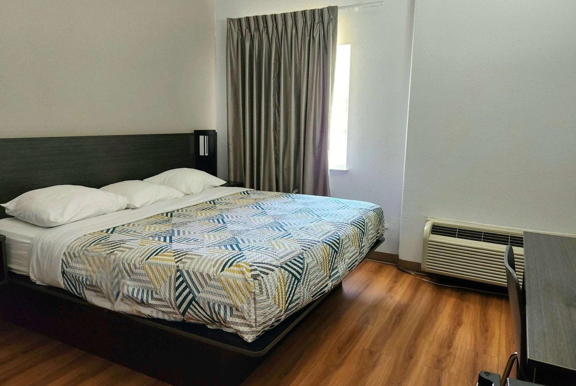 Hotel Baymont By Wyndham San Antonio Airport Zewnętrze zdjęcie