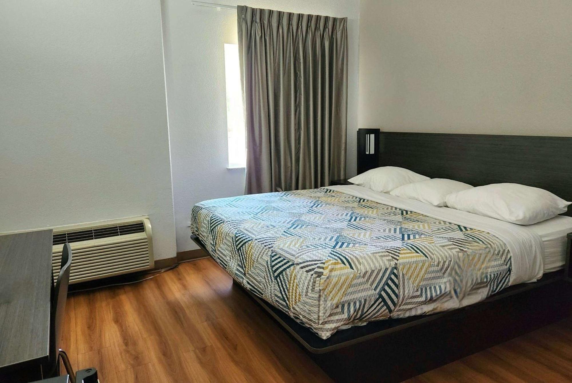 Hotel Baymont By Wyndham San Antonio Airport Zewnętrze zdjęcie