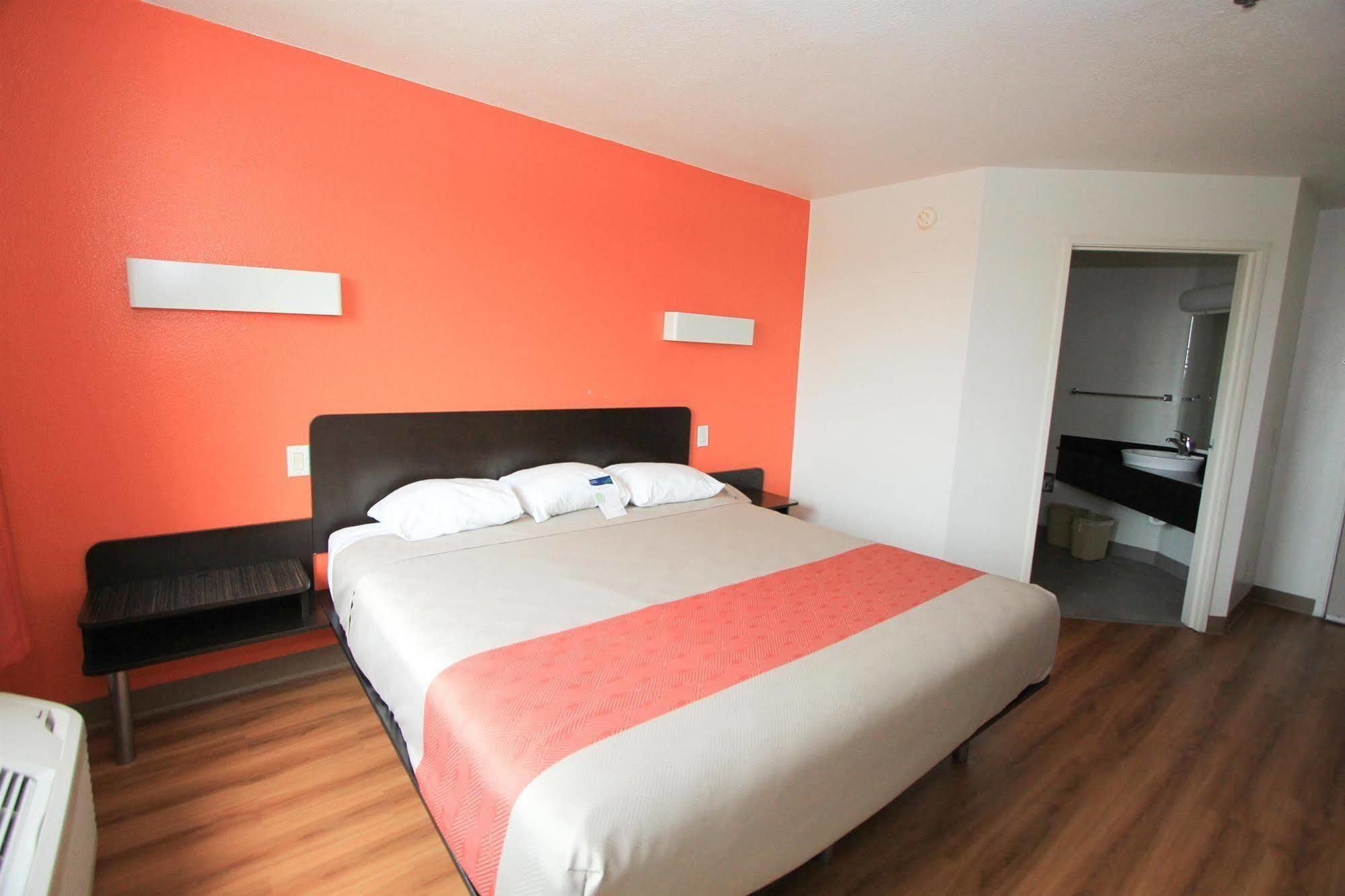 Hotel Baymont By Wyndham San Antonio Airport Zewnętrze zdjęcie