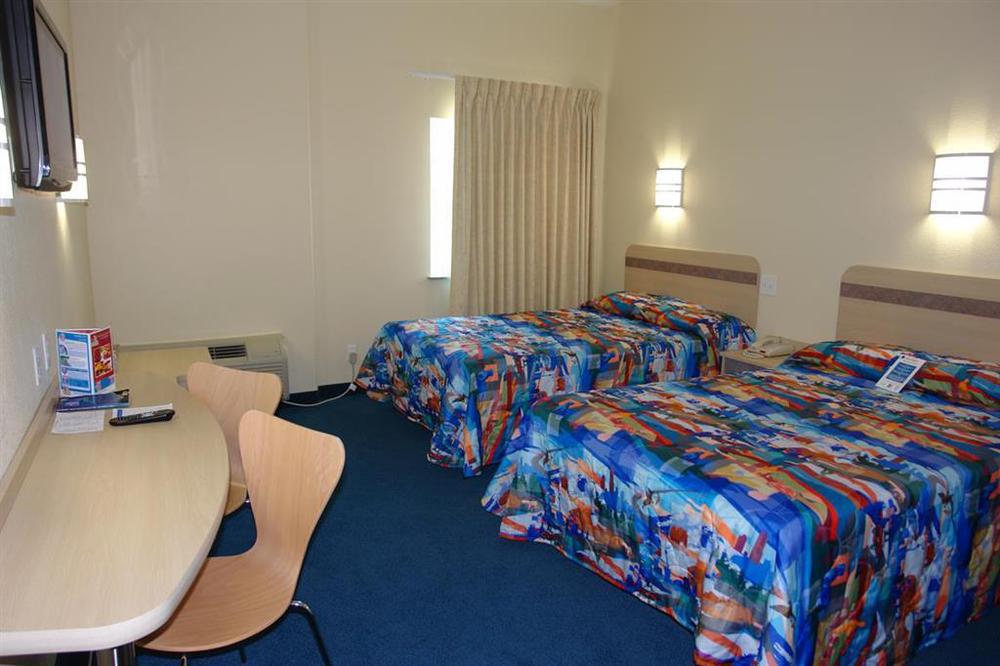 Hotel Baymont By Wyndham San Antonio Airport Pokój zdjęcie